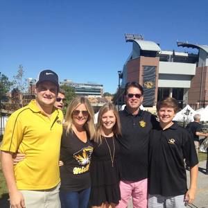 Meet your Posher, Sandy